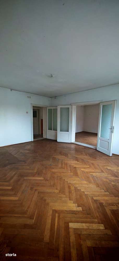 Vila + teren 1053 mp. zona Aurel Vlaicu-6
