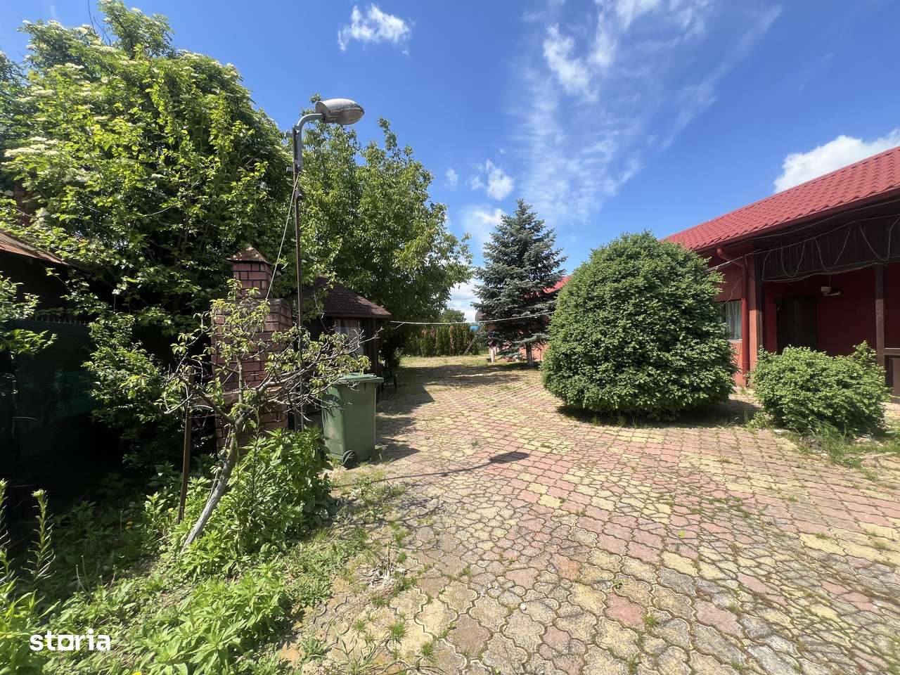 Teren de vânzare – 1000 mp | Toate utilitățile | 150.000 euro - Imagine principală: 3/4