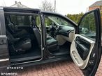 Chrysler Town & Country 3.6 Limited - 30
