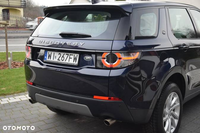 Land Rover Discovery Sport - 12