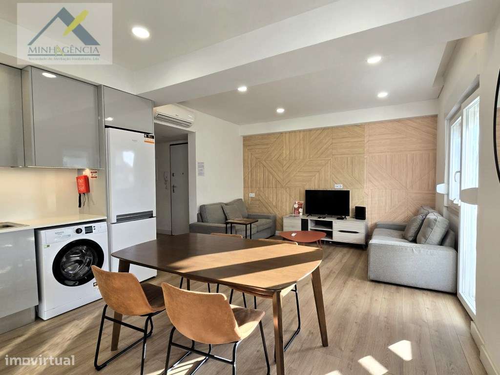 Apartamento T3 no Bairro Santos em Setúbal-0