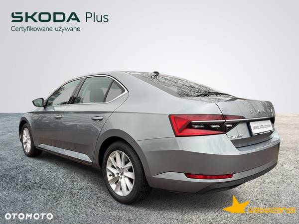 Skoda Superb 1.5 TSI Ambition DSG - 4