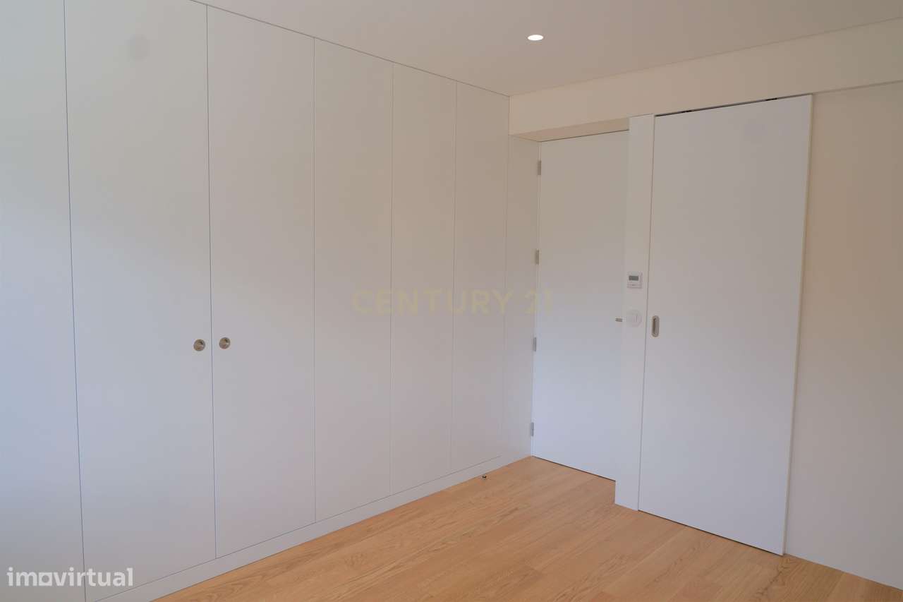 T3 NO BAIRRO HOLLYWOOD, junto ao Metro. - Grande imagem: 4/19