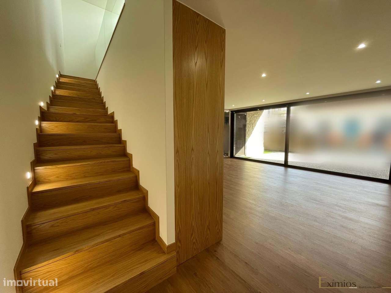 Moradia em banda V3, em 2ª linha de praia, em Aver-o-Mar - Grande imagem: 5/17