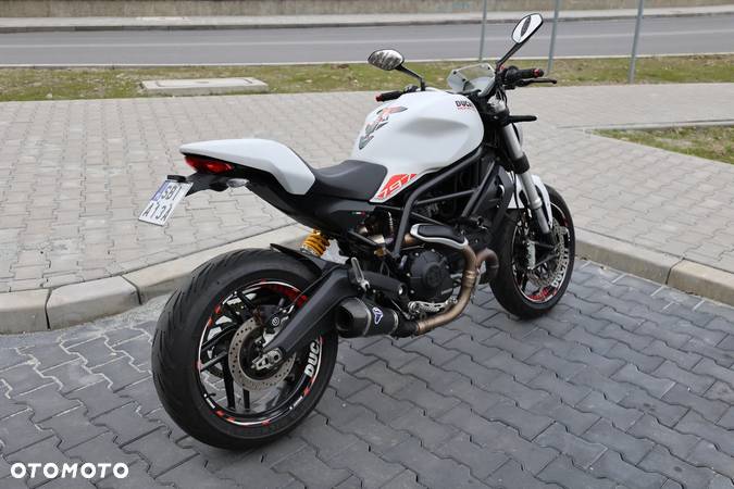 Ducati Monster - 8