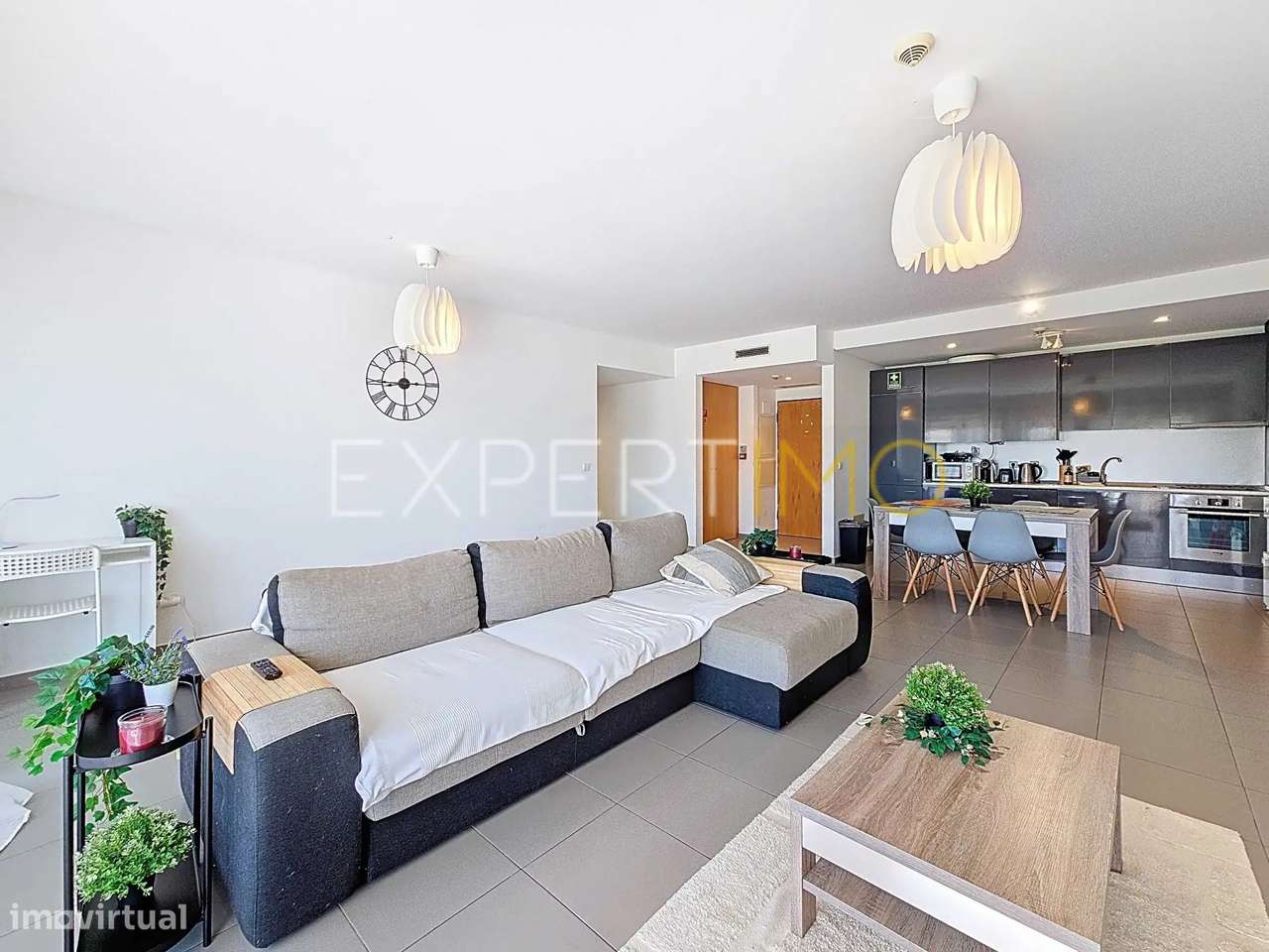 Apartamento T2 A 300M Da Praia Da Rocha Com Garagem E Piscina