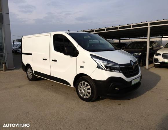 Renault Trafic - 10