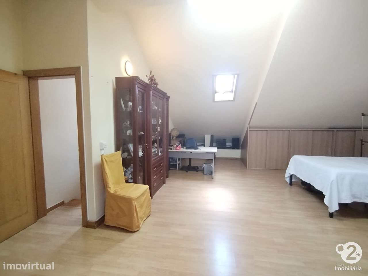 Andar de Moradia T3 + Duplex Open Space, num total de 280m2 de área...-14