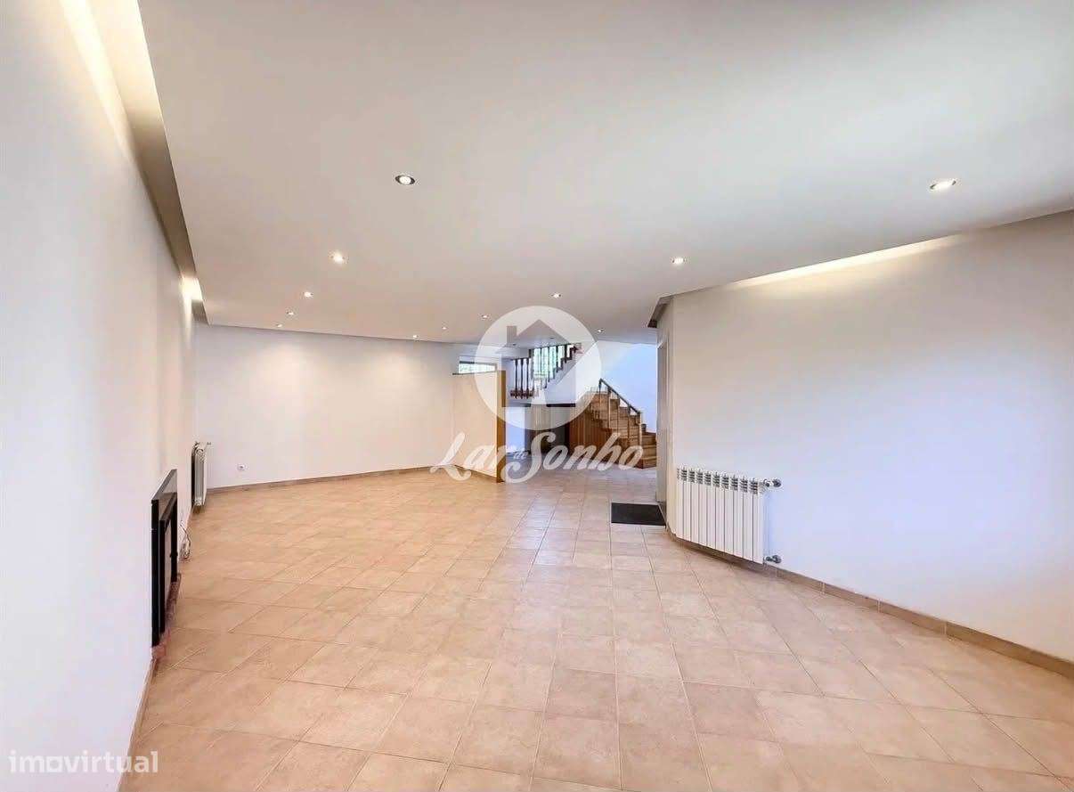 Moradia Individual T2 com 652 m² de terreno em Mosteiró, Vila do Conde-2