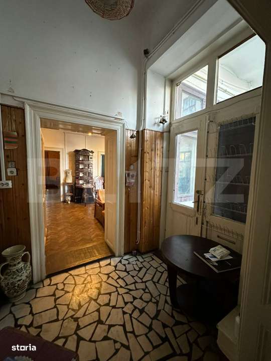 Apartament 3 camere, 100 mp, ultracentral, ideal pentru renovare si in - Imagine principală: 4/9