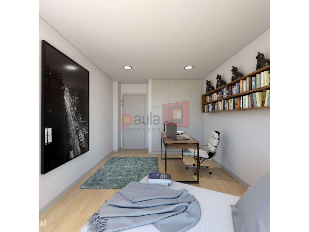 APARTAMENTO T4 DUPLEX NOVO - MONTIJO-6