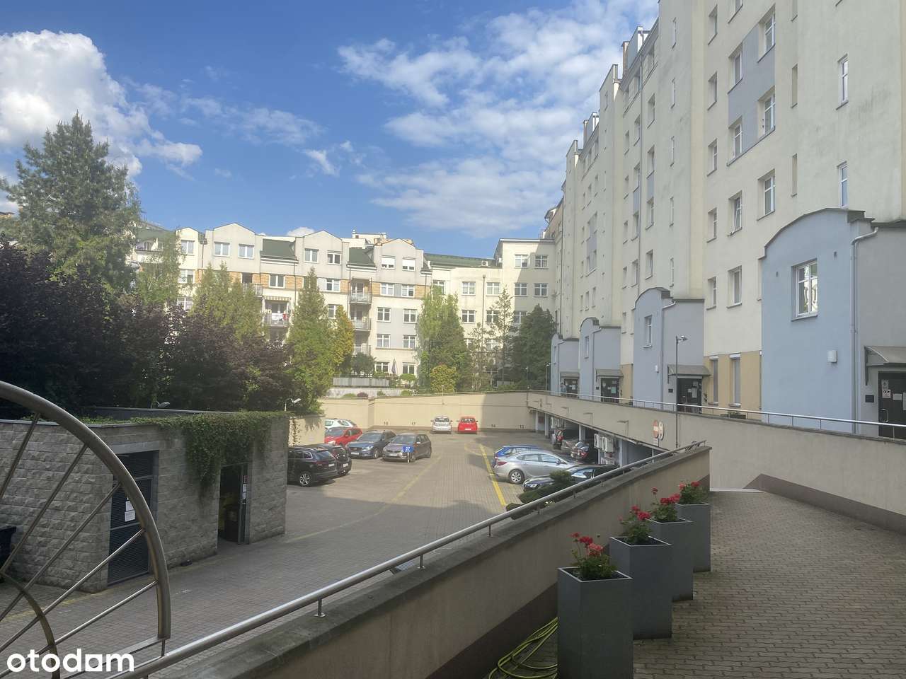 62 m² | możliwość 3 pokoi | garaż | Ochota – ul. Mołdawska/Racławicka-15