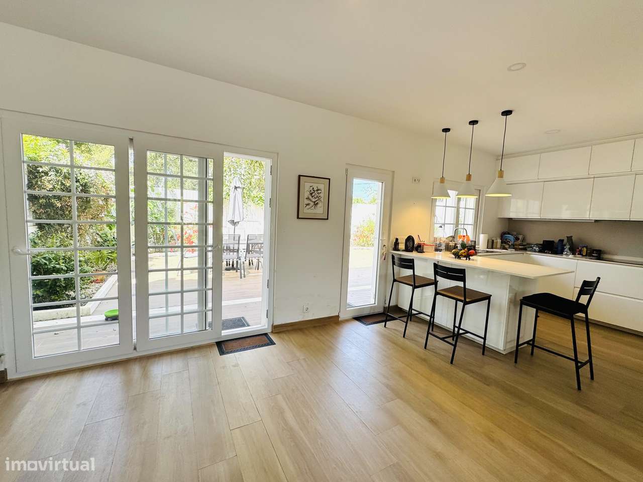 Moradia t3 garagem box jardim Charneca da Cotovia Sesimbra-17