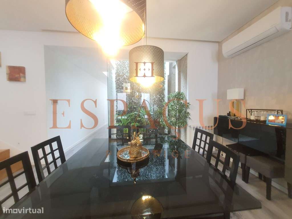 Magnífica Moradia V4 no centro histórico - Grande imagem: 3/29