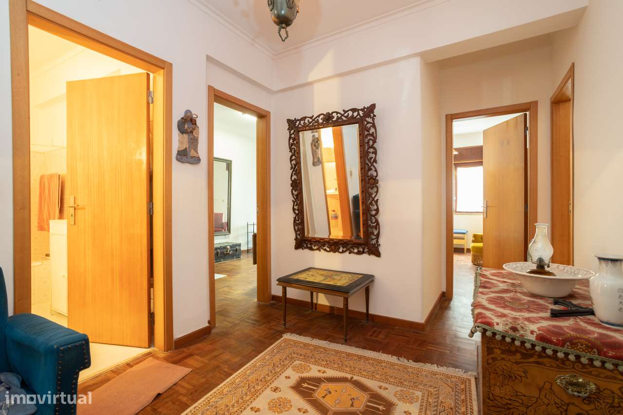 T2 em Linda a Velha para arrendamento sem mobília - Grande imagem: 5/18