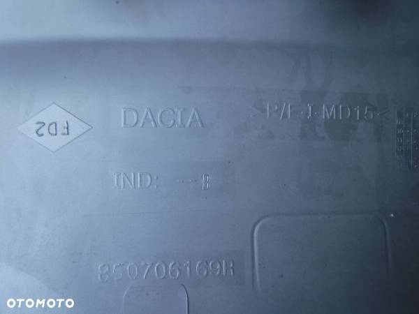 dacia duster 1 spoiler dokładka zderzaka tył tylna - 2