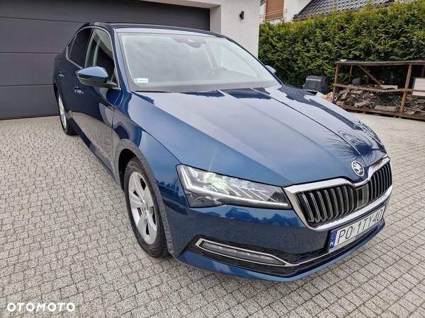 Skoda Superb 2.0 TDI SCR Style DSG - 3