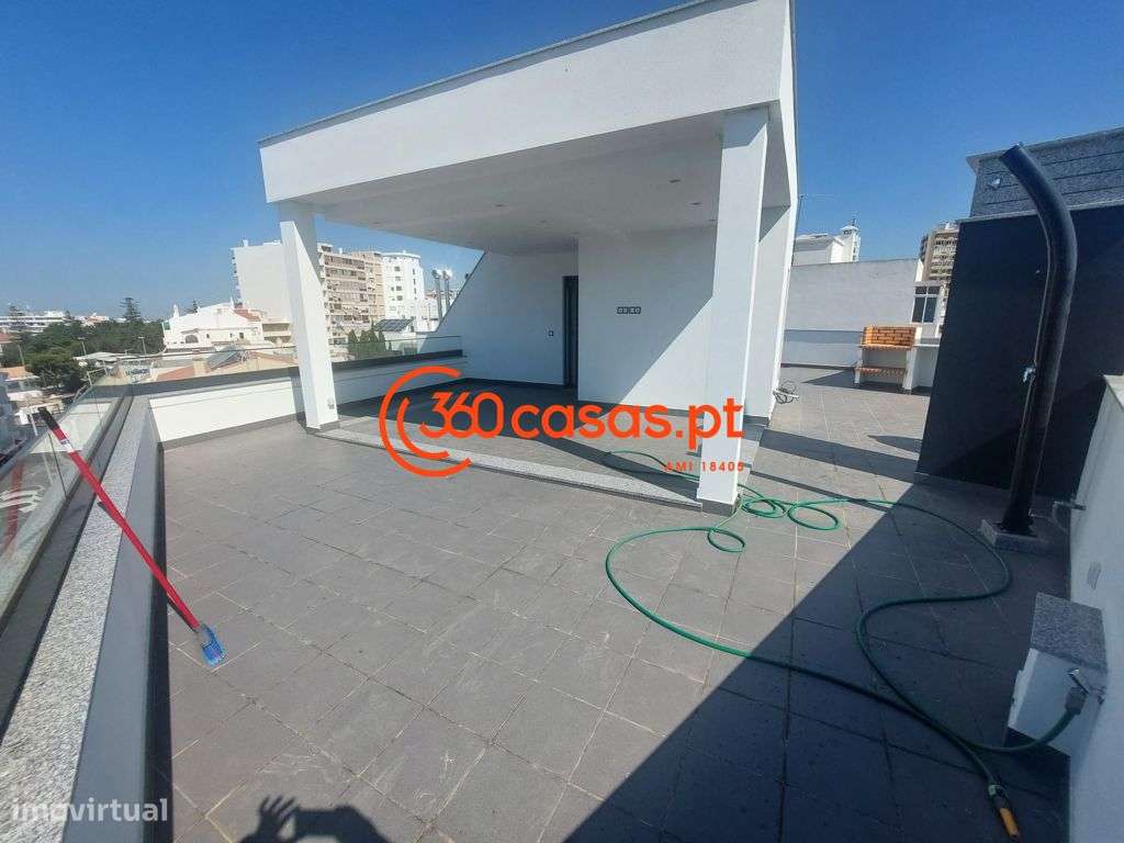 Apartamento T3 de Luxo com Garagem em Box no coração da cidade de Faro - Grande imagem: 4/22