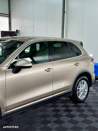 Porsche Cayenne Diesel Tiptronic S - 2