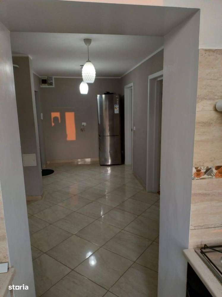 Apartament 2 camere zona Liceului Economic , etaj 3 , renovat - Imagine principală: 5/5