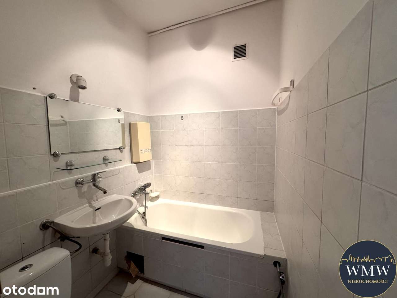 M3 w centrum z balkonem-11