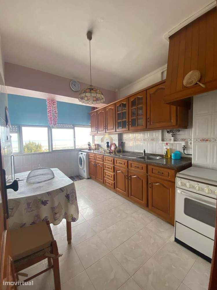 Apartamento  T2 em Vale de Figueira - Grande imagem: 4/17