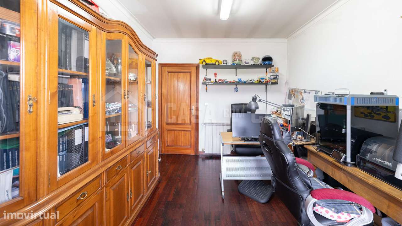 Apartamento T4 c/ Terraço Abraveses-16