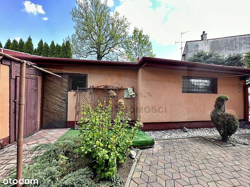 na sprzedaż dom parterowy z poddaszem + murowany garaż-3