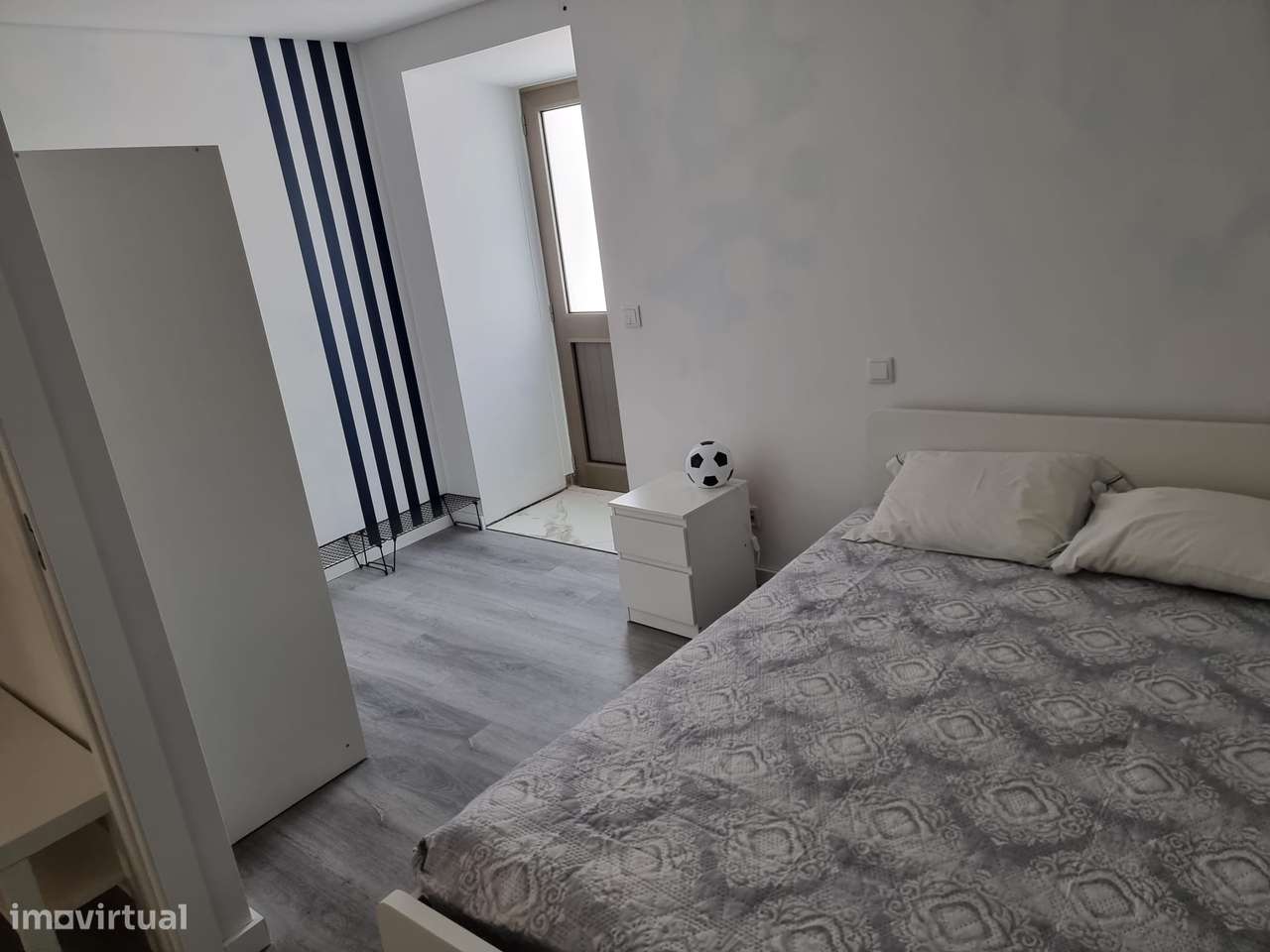 Andar de moradia T2 Equipada/Mobilada , Stª Marta - Grande imagem: 5/8