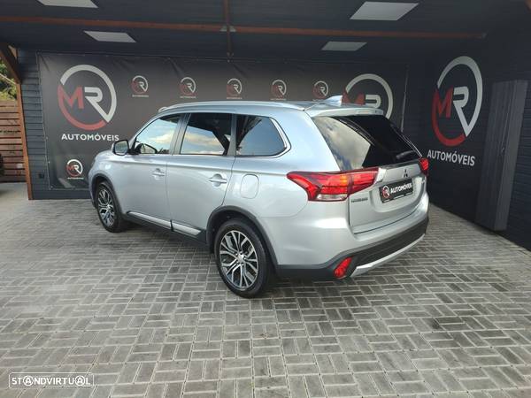 Mitsubishi Outlander 2.2 DI-D Intense - 7