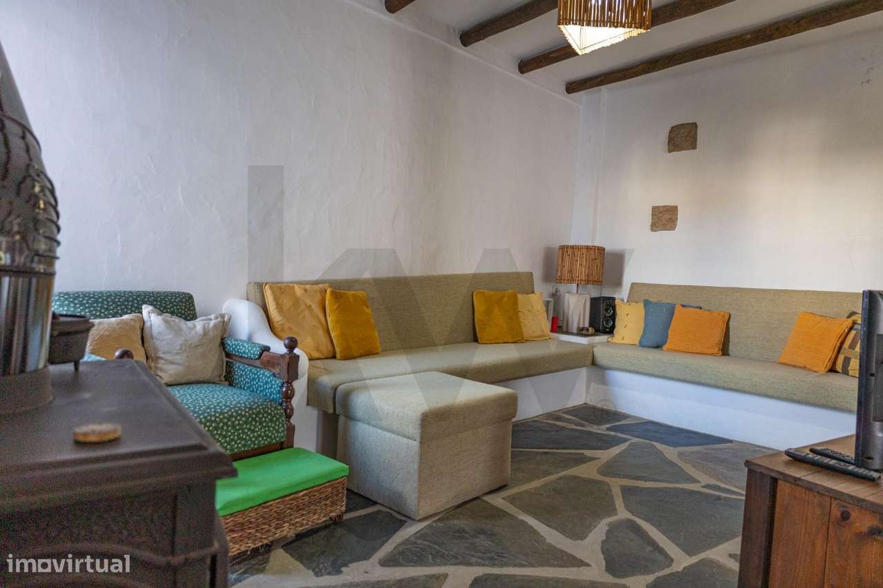 Moradia Rústica com terreno de 1750m2 - Rio de Moinhos, Borba - Grande imagem: 3/55