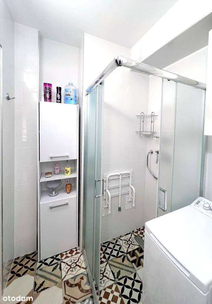 Mieszkanie 1 piętro/ 2 pokoje/kuchnia/balkon-11