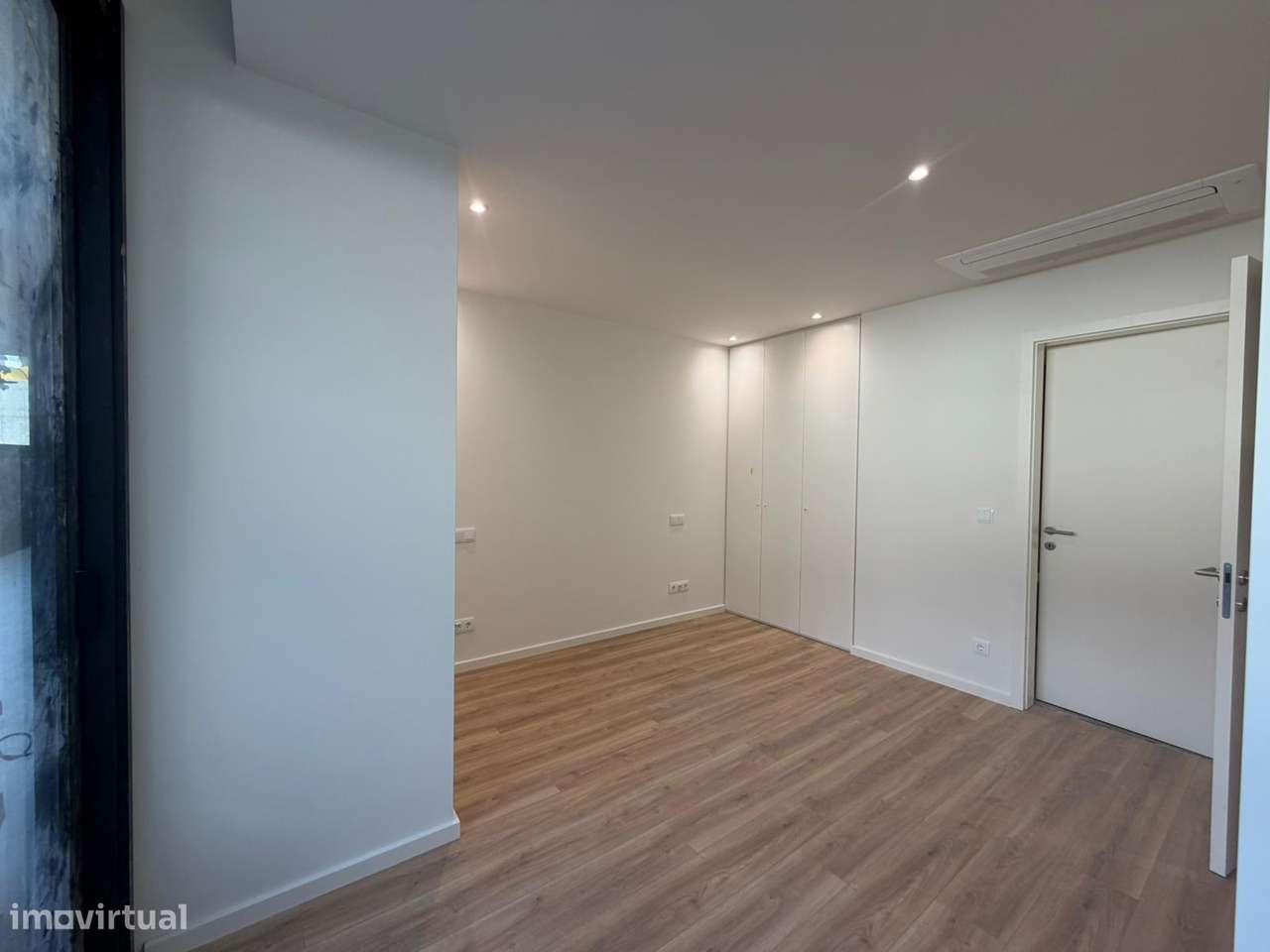 Apartamento T1 Novo em Santa Marinha (VL8)/Linha Rubi-6
