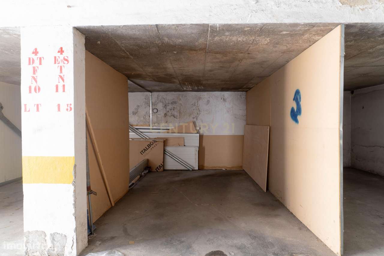 Apartamento T3 duplex em Carregado -Alenquer, União das Freguesias de-22