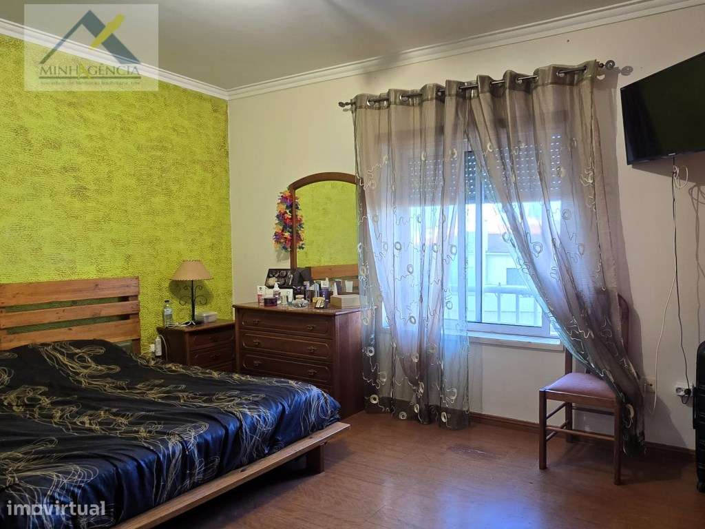 Apartamento T3 com garagem de 45 m2 em Setúbal-16