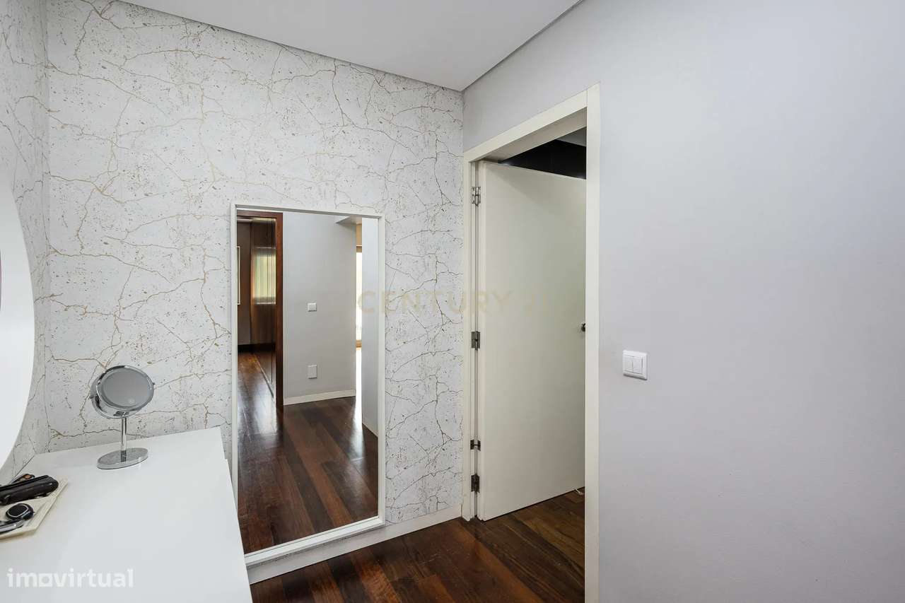 Moradia T4 - Vila de Cucujães - Oliveira de Azeméis-15