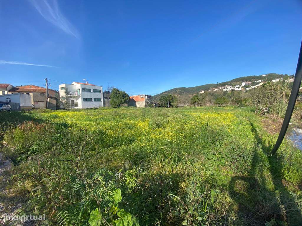 Terreno construção em zona de Castelo de Viegas - Grande imagem: 2/6