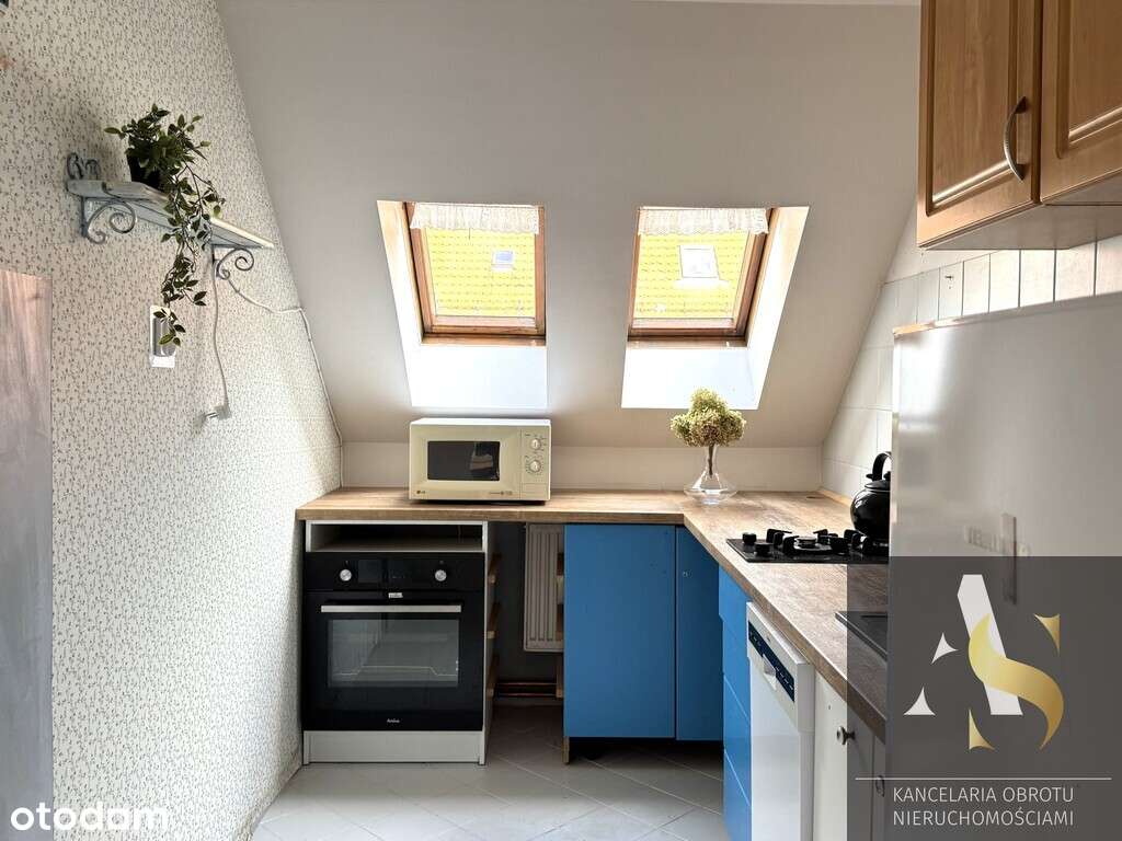 Teraz taniej! Wygodne mieszkanie na poddaszu-12