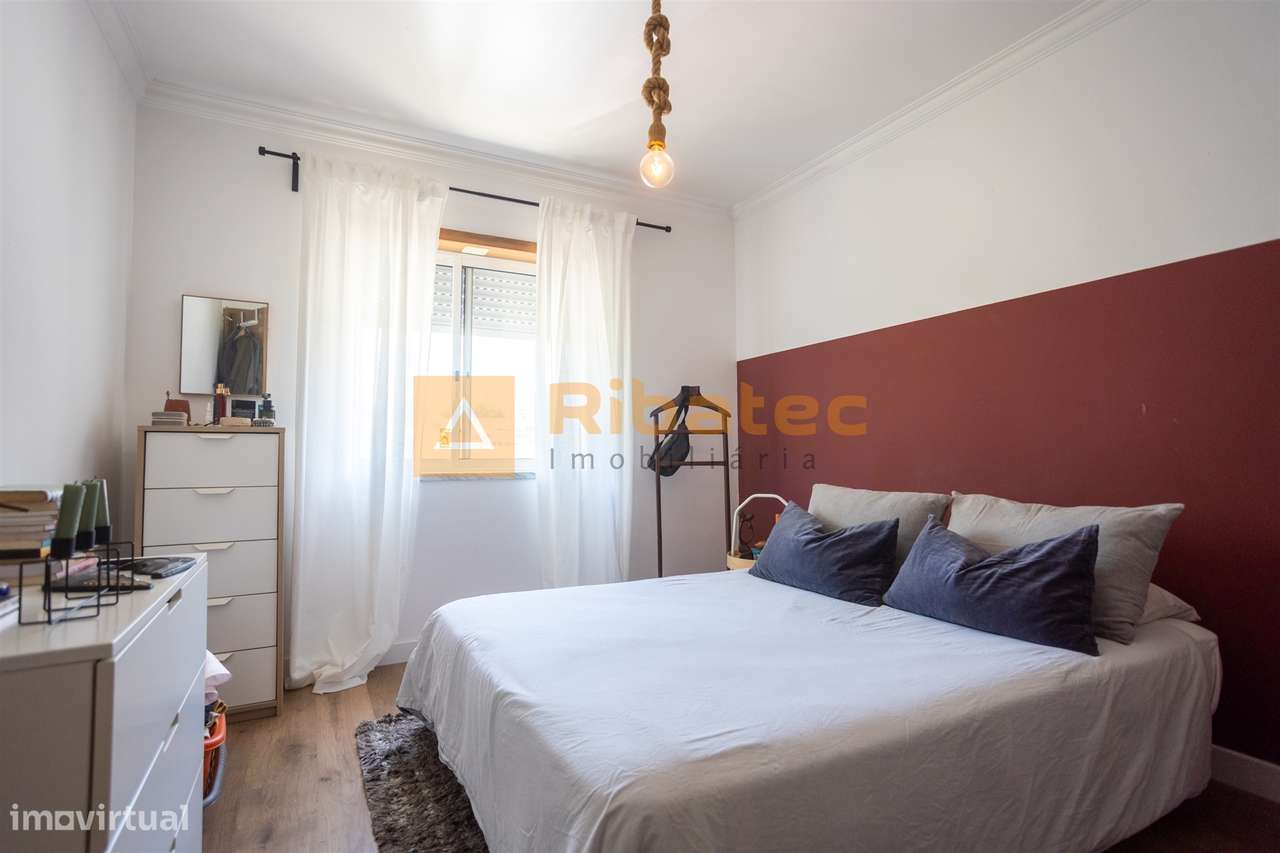 Apartamento T3 no Monte da Caparica-13