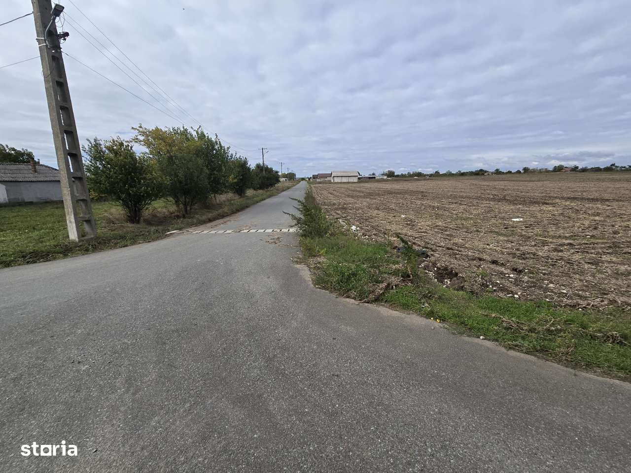 Comuna Amzacea- sat G.Scărișoreanu -Fermă zootehnică ,  teren 5,1ha - Imagine principală: 5/14