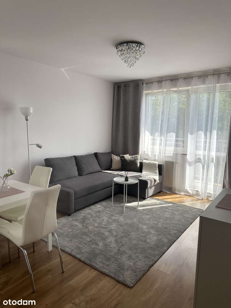 Kawalerka z oddzielną kuchnią od zaraz