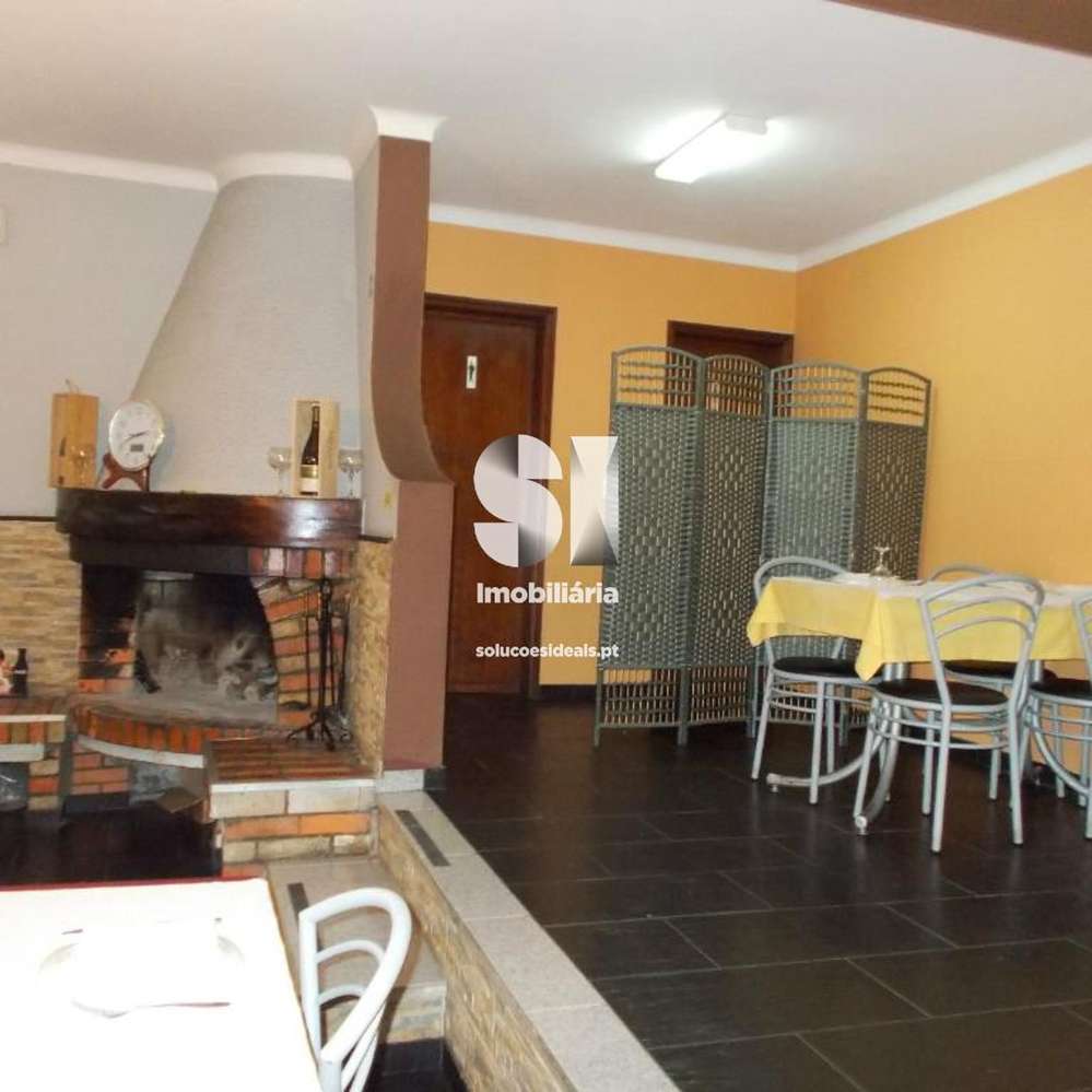 Prédio em Aveiro (Sta. Joana) - Grande imagem: 4/6