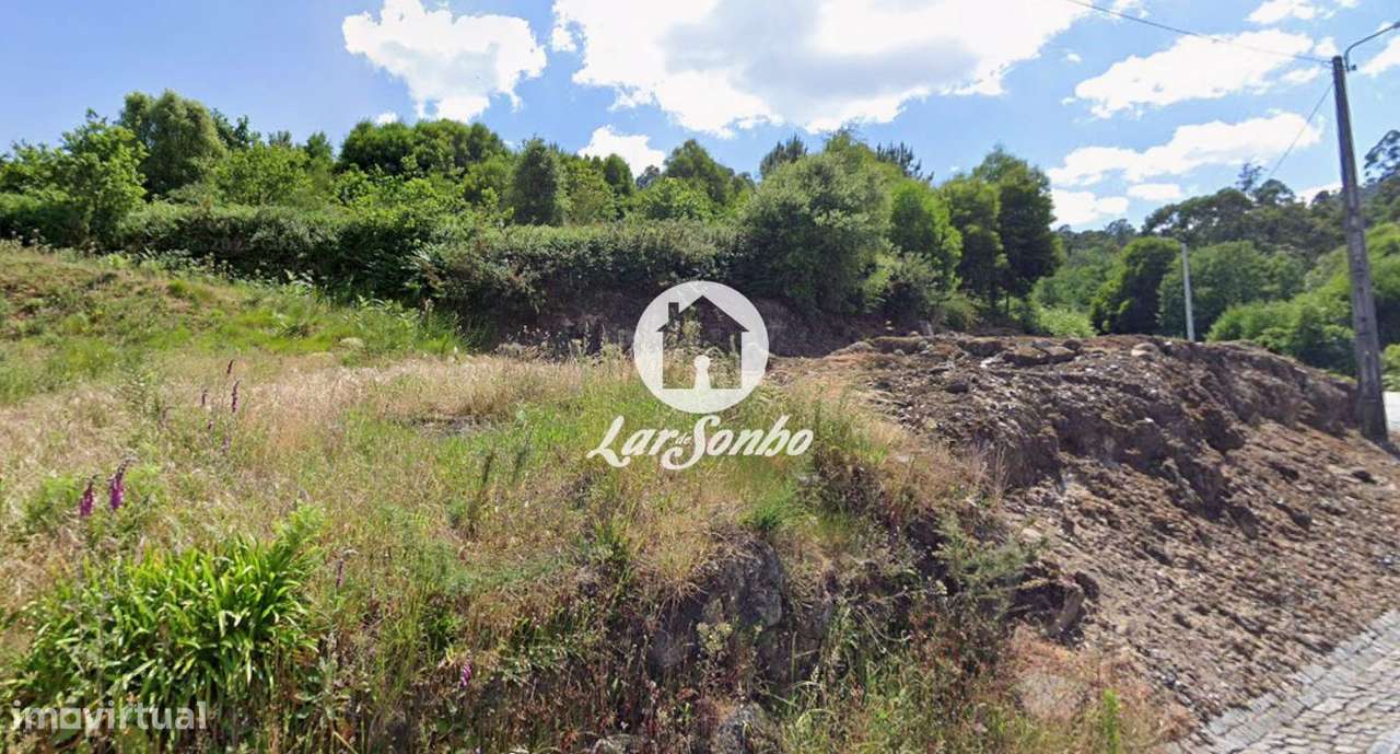 Terreno com 8.000m2 em Santo Tirso - Grande imagem: 2/6