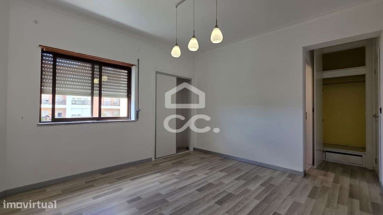 Apartamento de 4 quartos com vista para a montanha em Setúbal-12