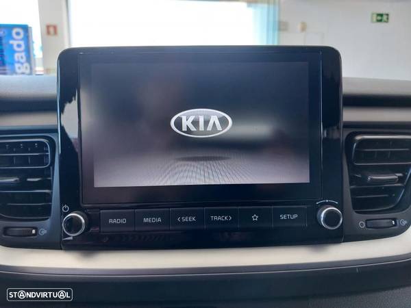 Kia Stonic 1.2 CVVT LX - 21