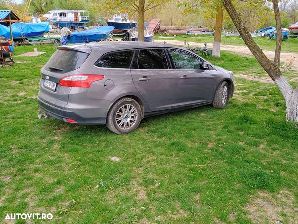 Ford Focus 1.6 TDCi DPF Titanium - 3