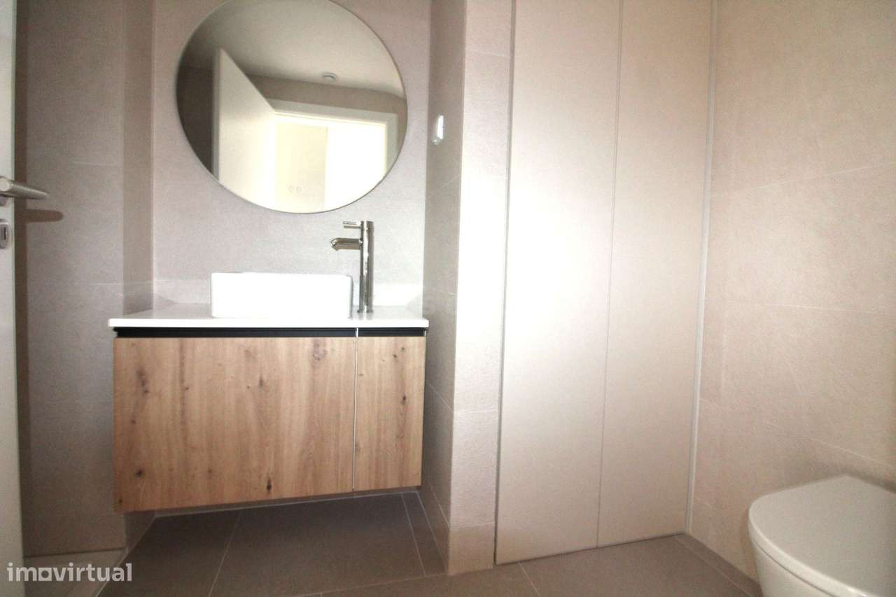 Apartamento T0 NOVO - Leiria-3