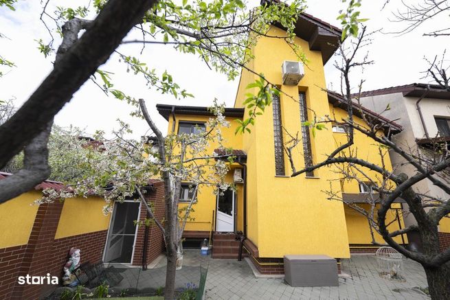 Casa cu personalitate Strada Spania-5