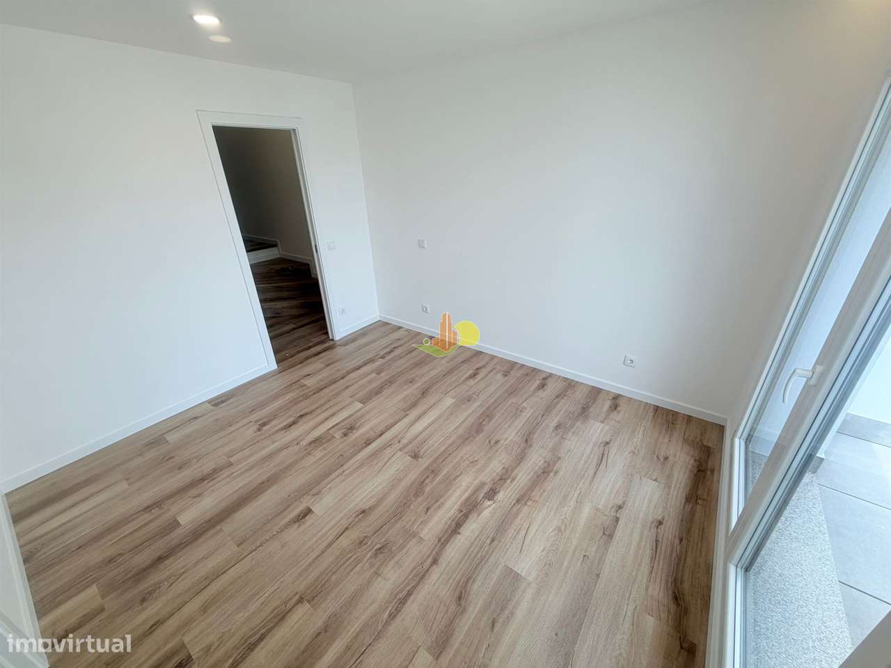 T2+2 Duplex com Garagem Dupla-32