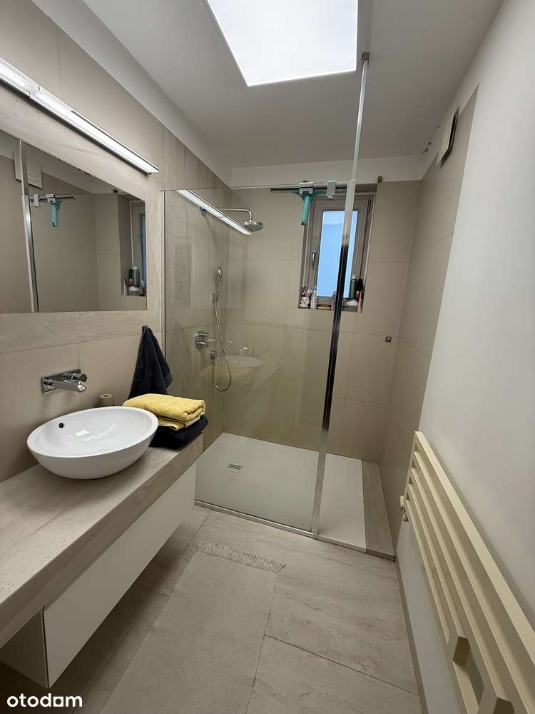 Komfortowy dom z nowoczesnym wyposażeniem.-7